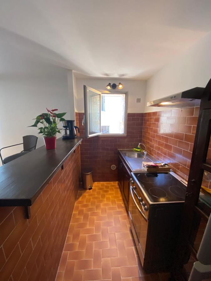 Au Coeur Du Village Apartment