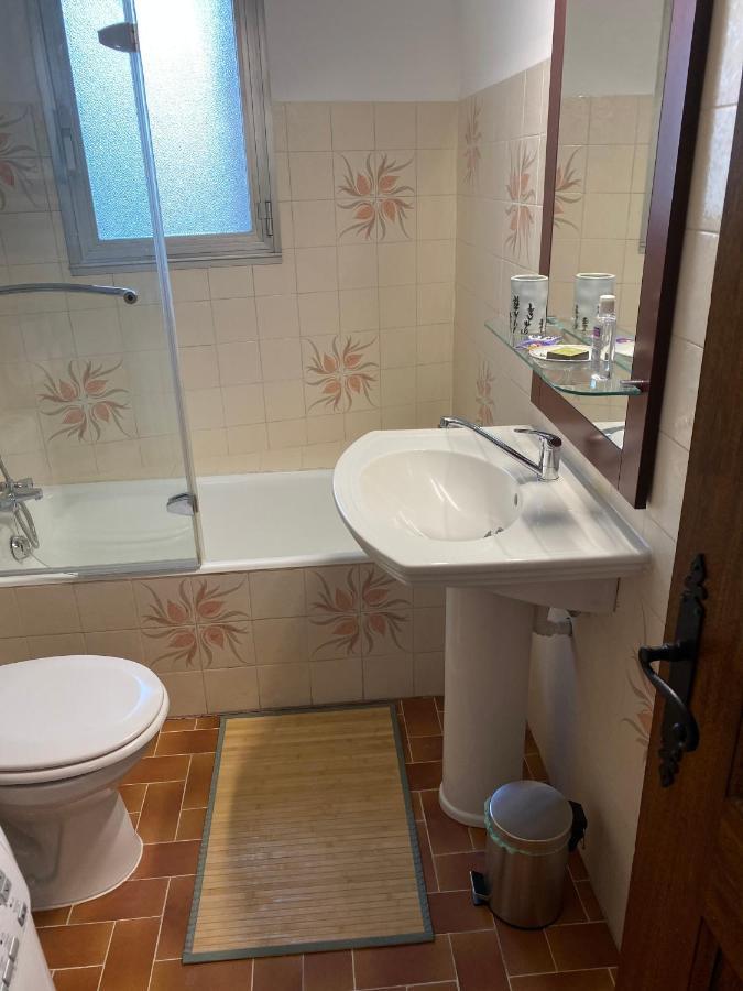 Au Coeur Du Village Apartment